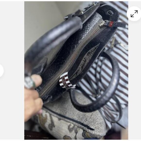 Henri Bendel Black Snakeskin Tote - Picture 9 of 16